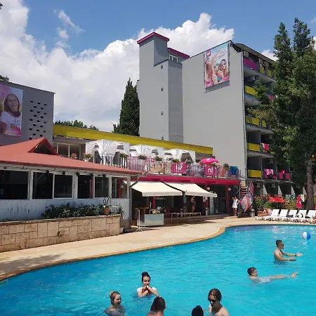 Tintyava Park (adults Only) فندق