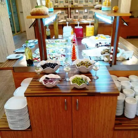 فندق Tintyava Park (adults Only)